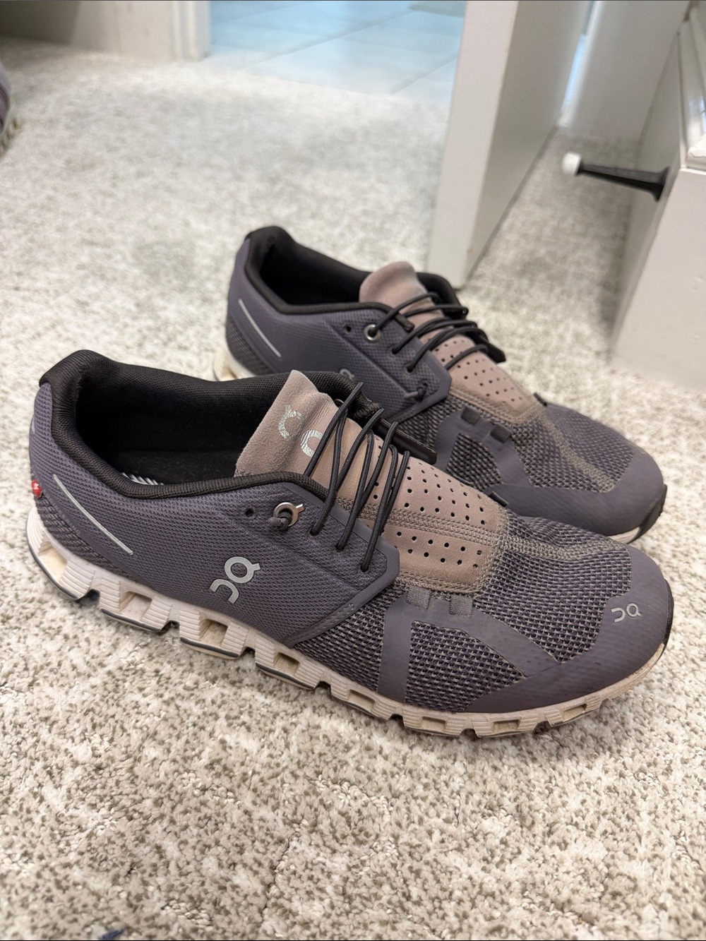 On Running Men’s Athletic Shoes - Gray Taupe